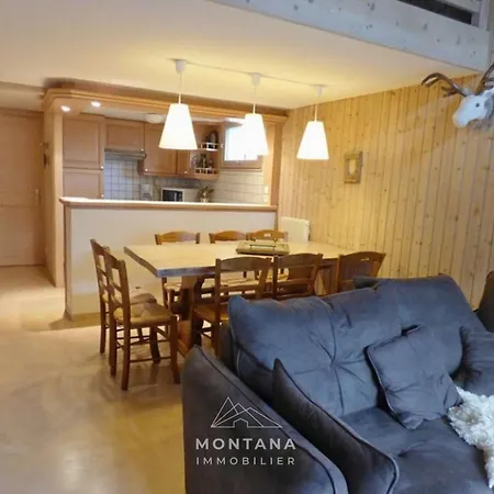 4 Pieces + Mezzanine Pour 8 Personnes Au Grand-bornand - Fr-1-458-220 * Le Grand-Bornand